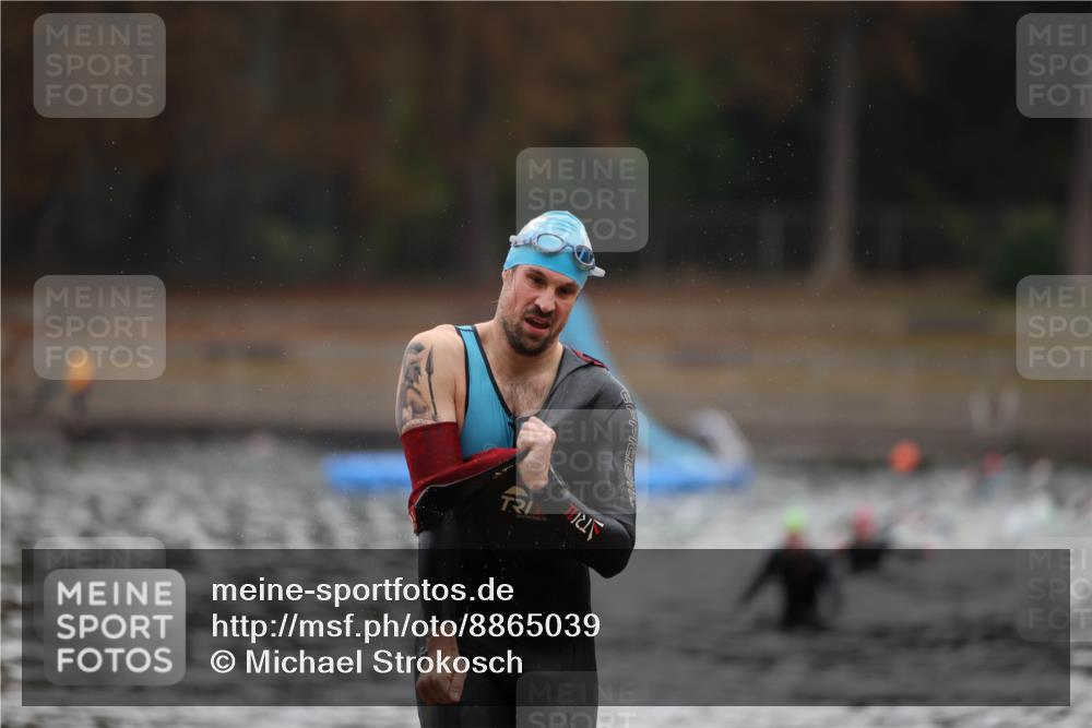 14.09.2025 - Stadtparktriathlon Michael Strokosch http://msf.ph/oto/8865039 14.09.2025 09:00:41 Schwimmen 435 meine-sportfotos.de