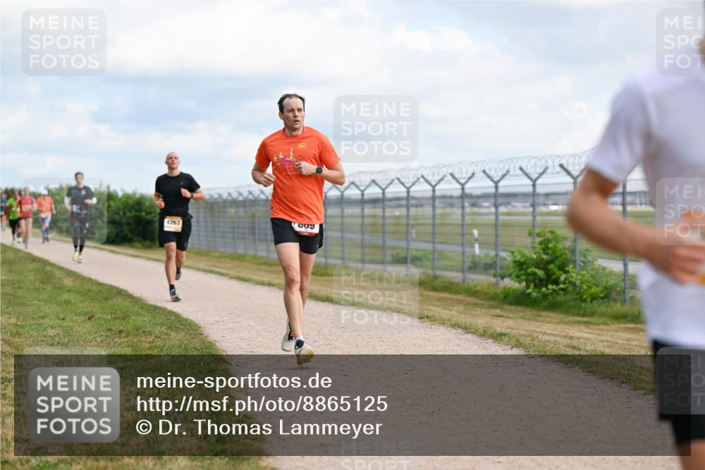 14.09.2025 - Airport Race Dr. Thomas Lammeyer http://msf.ph/oto/8865125 14.09.2025 12:05:27 Laufen 4263, 600 meine-sportfotos.de