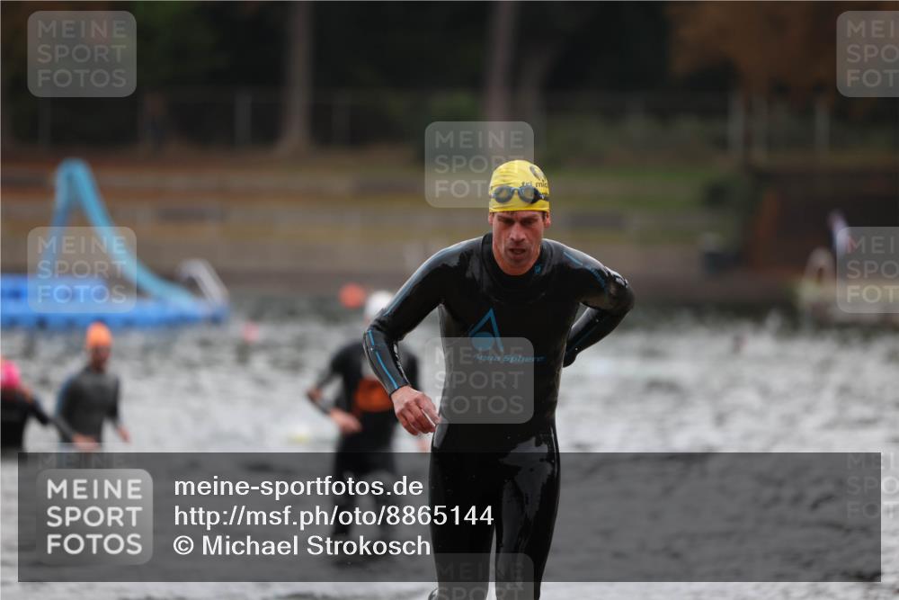 14.09.2025 - Stadtparktriathlon Michael Strokosch http://msf.ph/oto/8865144 14.09.2025 09:01:21 Schwimmen 386, 403, 412, 436 meine-sportfotos.de