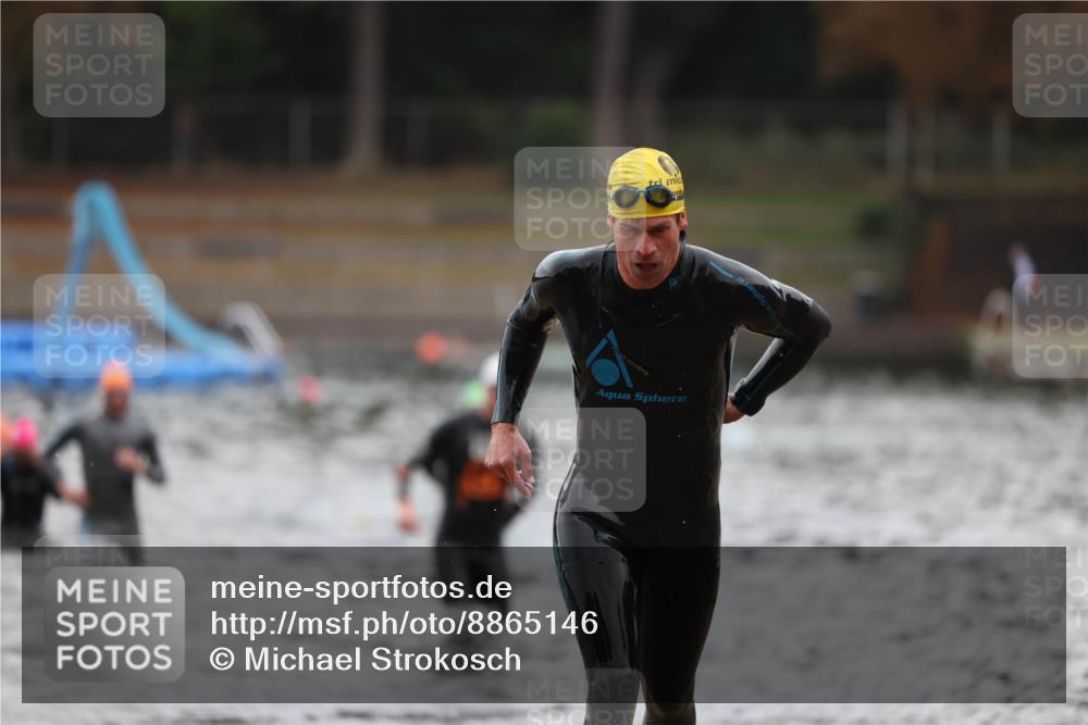 14.09.2025 - Stadtparktriathlon Michael Strokosch http://msf.ph/oto/8865146 14.09.2025 09:01:22 Schwimmen 386, 403, 412, 436 meine-sportfotos.de