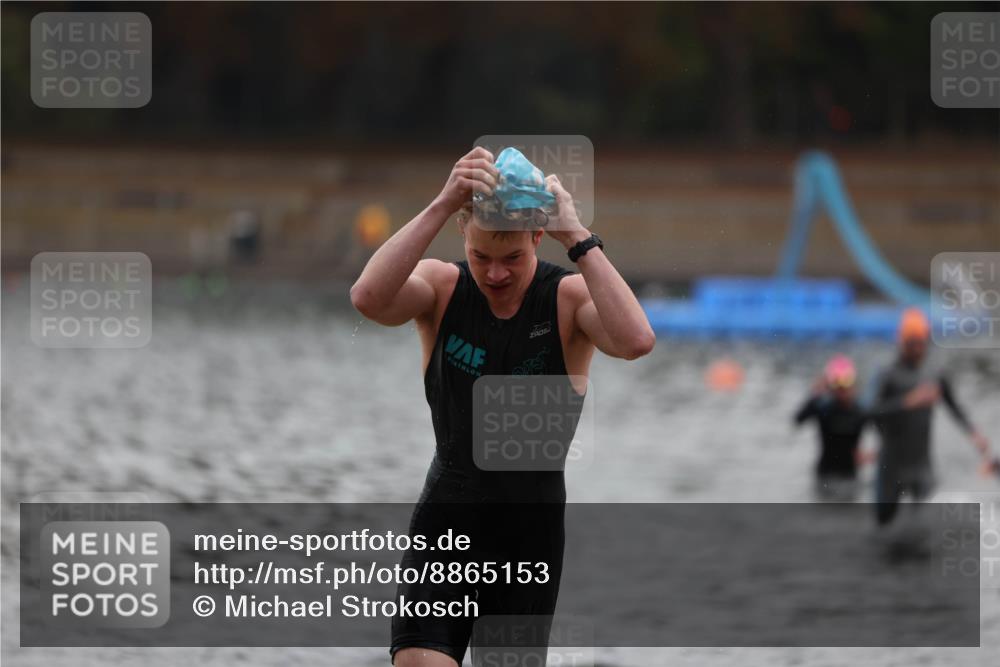14.09.2025 - Stadtparktriathlon Michael Strokosch http://msf.ph/oto/8865153 14.09.2025 09:01:23 Schwimmen 386, 403, 412, 436 meine-sportfotos.de