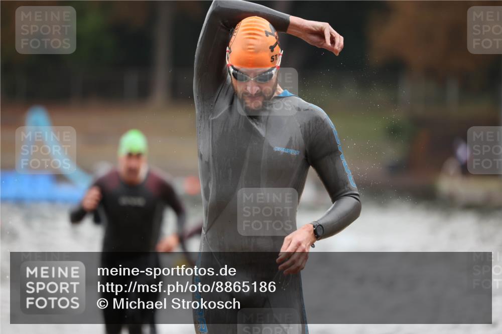 14.09.2025 - Stadtparktriathlon Michael Strokosch http://msf.ph/oto/8865186 14.09.2025 09:01:33 Schwimmen 386, 402, 404, 412, 422 meine-sportfotos.de