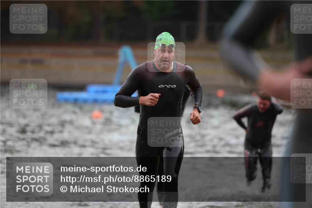 14.09.2025 - Stadtparktriathlon Michael Strokosch http://msf.ph/oto/8865189 14.09.2025 09:01:34 Schwimmen 386, 402, 404, 422 meine-sportfotos.de