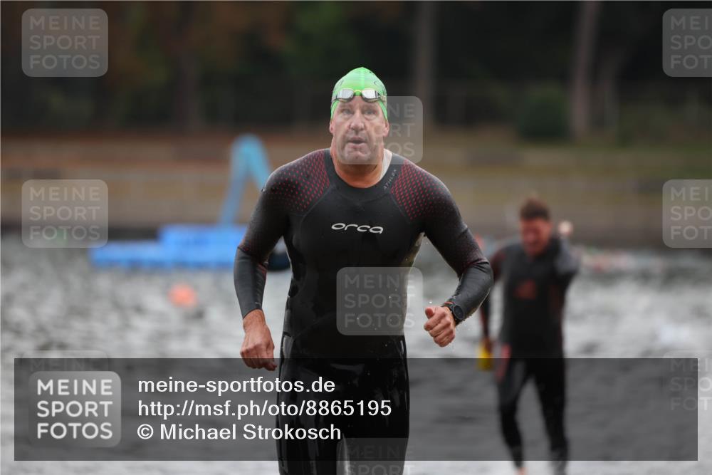 14.09.2025 - Stadtparktriathlon Michael Strokosch http://msf.ph/oto/8865195 14.09.2025 09:01:35 Schwimmen 386, 402, 404, 422 meine-sportfotos.de