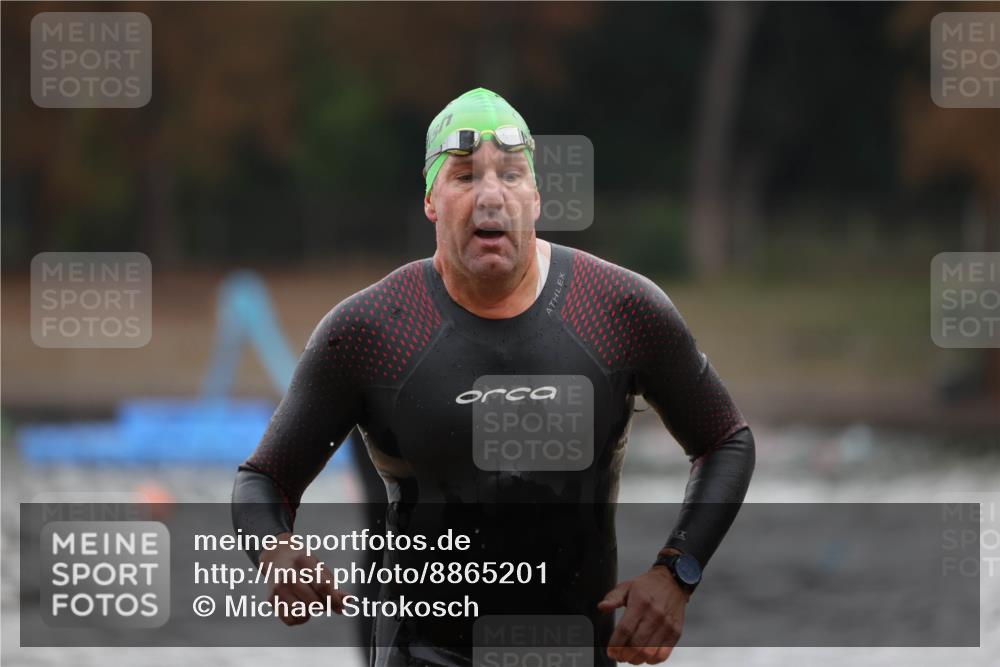 14.09.2025 - Stadtparktriathlon Michael Strokosch http://msf.ph/oto/8865201 14.09.2025 09:01:36 Schwimmen 386, 402, 404, 422 meine-sportfotos.de
