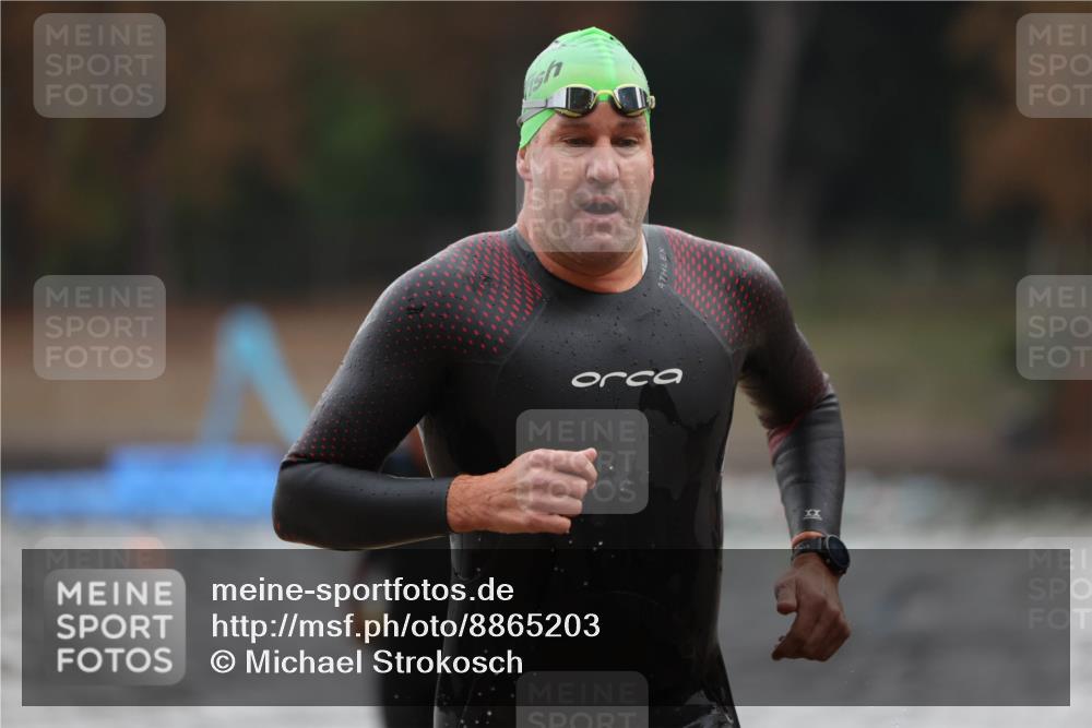 14.09.2025 - Stadtparktriathlon Michael Strokosch http://msf.ph/oto/8865203 14.09.2025 09:01:36 Schwimmen 386, 402, 404, 422 meine-sportfotos.de