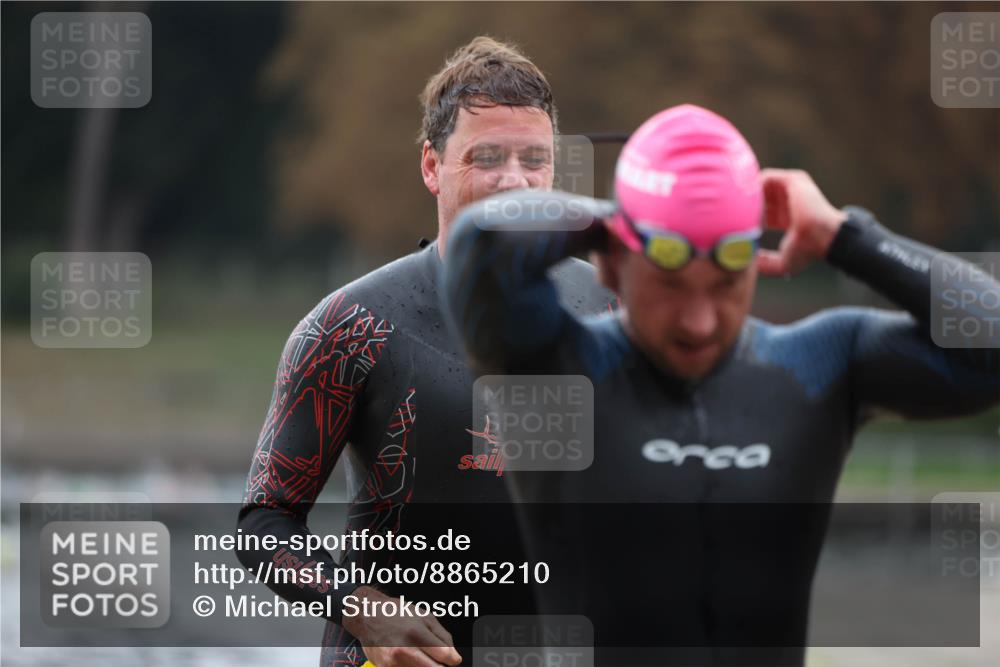 14.09.2025 - Stadtparktriathlon Michael Strokosch http://msf.ph/oto/8865210 14.09.2025 09:01:41 Schwimmen 404, 422 meine-sportfotos.de