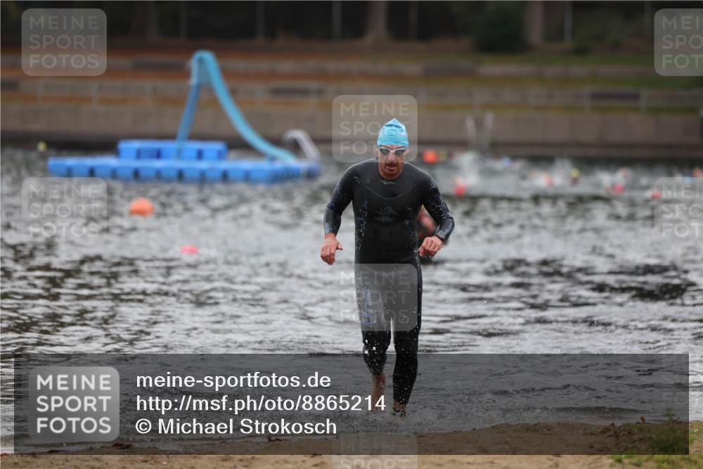 14.09.2025 - Stadtparktriathlon Michael Strokosch http://msf.ph/oto/8865214 14.09.2025 09:01:58 Schwimmen 397 meine-sportfotos.de