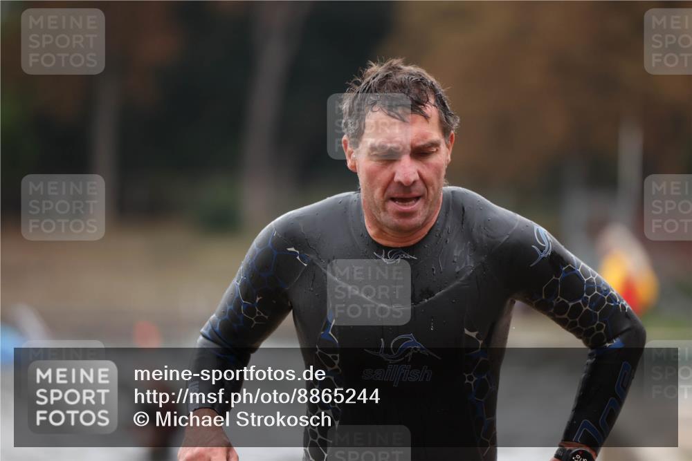 14.09.2025 - Stadtparktriathlon Michael Strokosch http://msf.ph/oto/8865244 14.09.2025 09:02:04 Schwimmen 397 meine-sportfotos.de