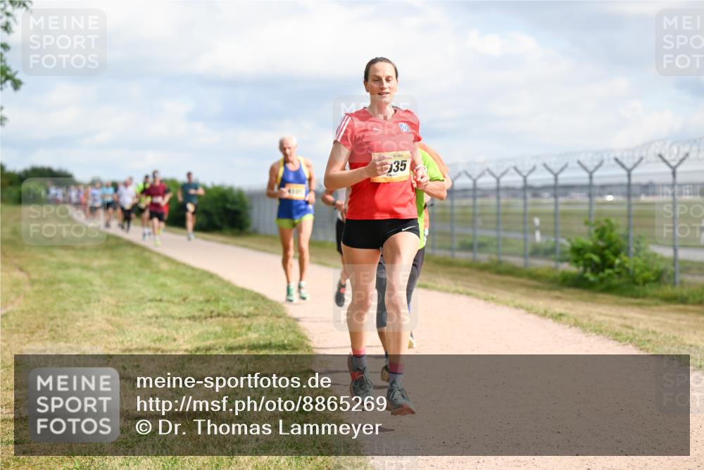14.09.2025 - Airport Race Dr. Thomas Lammeyer http://msf.ph/oto/8865269 14.09.2025 12:05:41 Laufen 35 meine-sportfotos.de