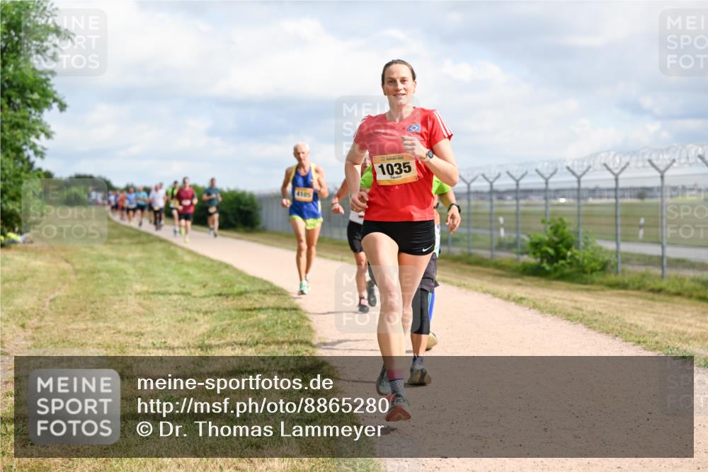 14.09.2025 - Airport Race Dr. Thomas Lammeyer http://msf.ph/oto/8865280 14.09.2025 12:05:41 Laufen 4105, 1035 meine-sportfotos.de