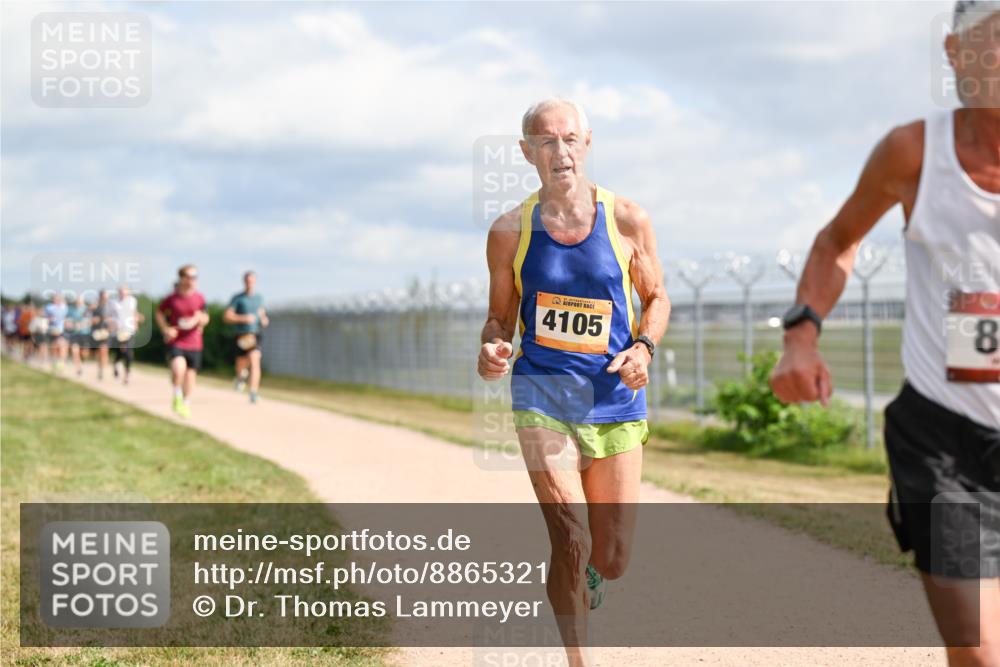 14.09.2025 - Airport Race Dr. Thomas Lammeyer http://msf.ph/oto/8865321 14.09.2025 12:05:44 Laufen 4105, 8 meine-sportfotos.de