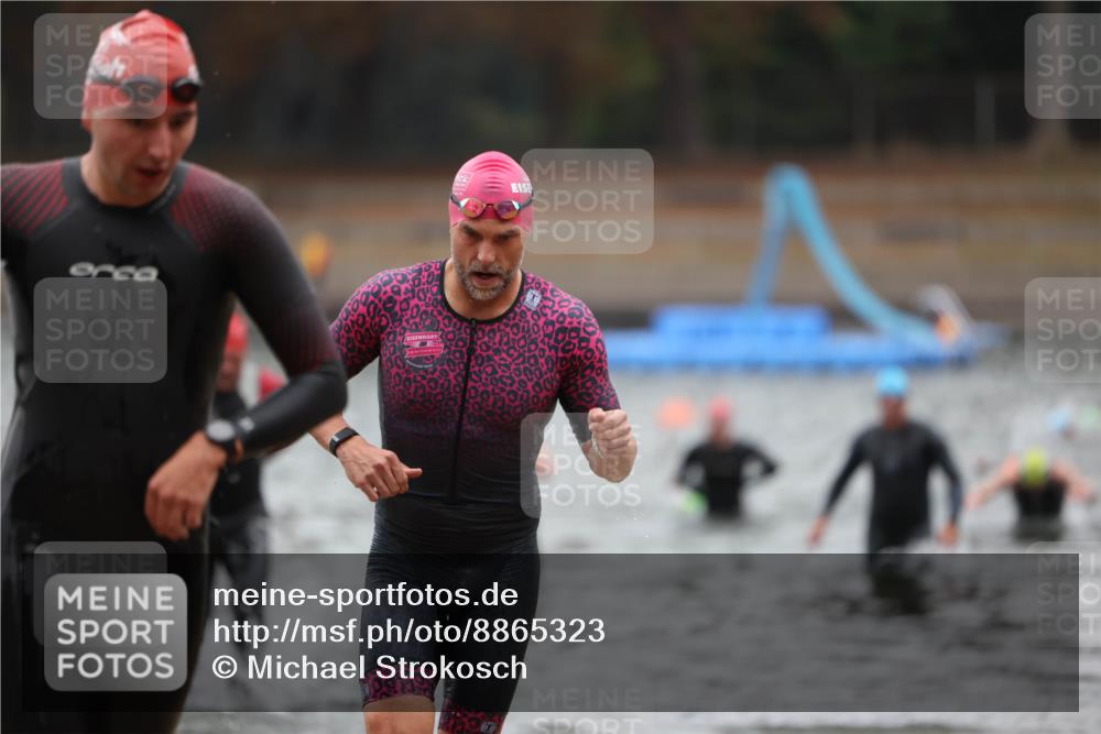 14.09.2025 - Stadtparktriathlon Michael Strokosch http://msf.ph/oto/8865323 14.09.2025 09:03:00 Schwimmen 393, 401, 425 meine-sportfotos.de