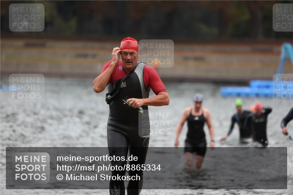 14.09.2025 - Stadtparktriathlon Michael Strokosch http://msf.ph/oto/8865334 14.09.2025 09:03:05 Schwimmen 382, 393, 400, 401, 410, 418, 425 meine-sportfotos.de