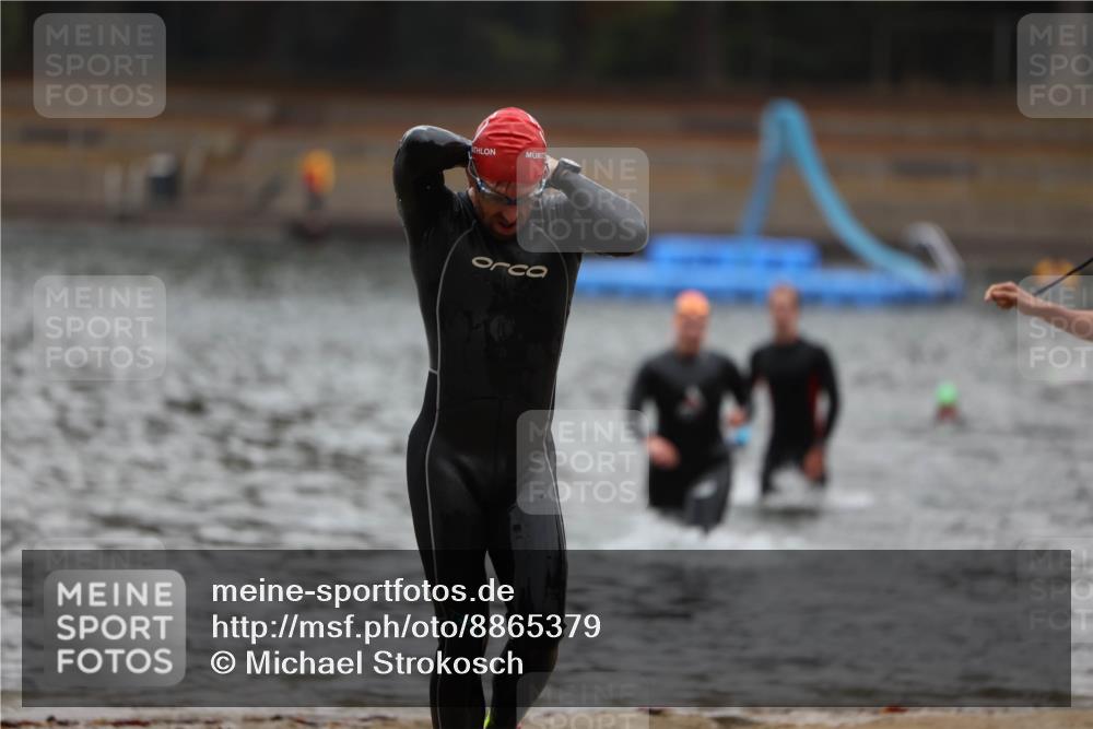 14.09.2025 - Stadtparktriathlon Michael Strokosch http://msf.ph/oto/8865379 14.09.2025 09:03:21 Schwimmen 387, 389, 392, 430, 434, 437 meine-sportfotos.de