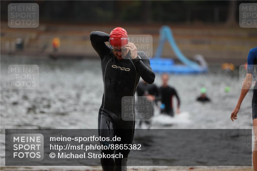 14.09.2025 - Stadtparktriathlon Michael Strokosch http://msf.ph/oto/8865382 14.09.2025 09:03:22 Schwimmen 387, 389, 392, 430, 434, 437 meine-sportfotos.de