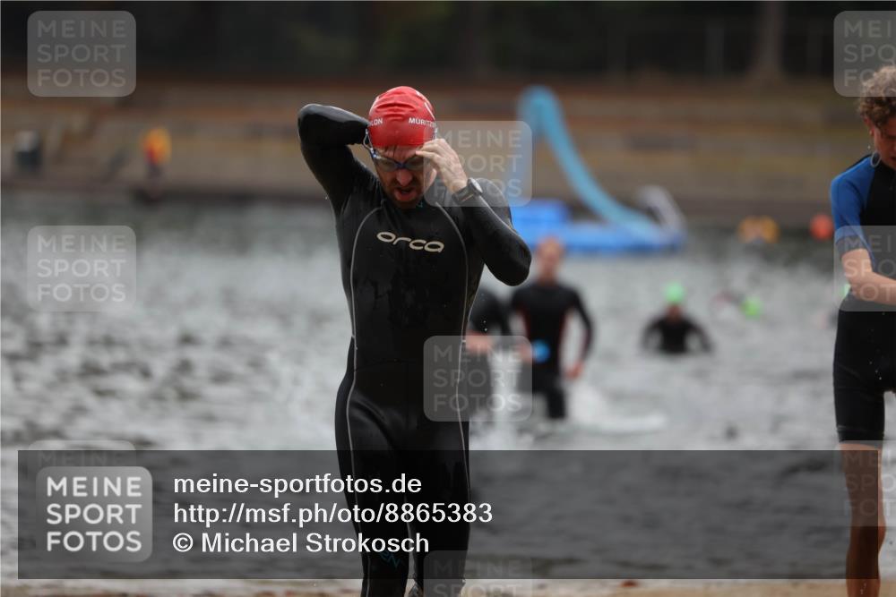 14.09.2025 - Stadtparktriathlon Michael Strokosch http://msf.ph/oto/8865383 14.09.2025 09:03:22 Schwimmen 387, 389, 392, 430, 434, 437 meine-sportfotos.de
