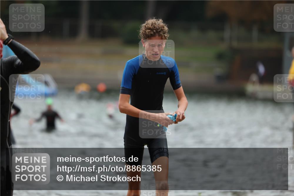 14.09.2025 - Stadtparktriathlon Michael Strokosch http://msf.ph/oto/8865385 14.09.2025 09:03:23 Schwimmen 387, 389, 430, 434, 437 meine-sportfotos.de