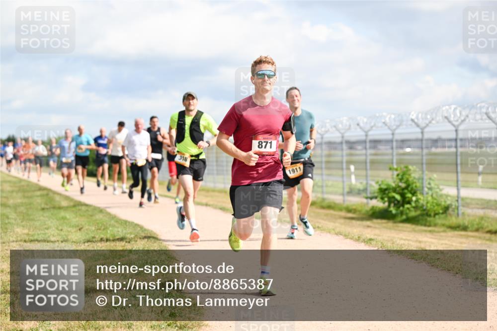 14.09.2025 - Airport Race Dr. Thomas Lammeyer http://msf.ph/oto/8865387 14.09.2025 12:05:50 Laufen 318, 871, 1911 meine-sportfotos.de