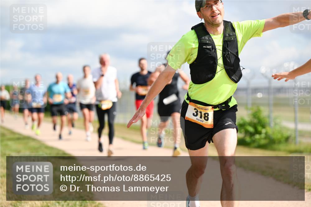 14.09.2025 - Airport Race Dr. Thomas Lammeyer http://msf.ph/oto/8865425 14.09.2025 12:05:52 Laufen 318 meine-sportfotos.de