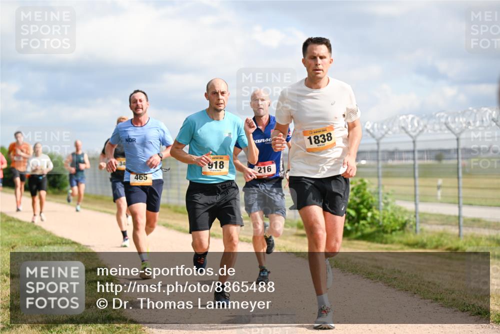 14.09.2025 - Airport Race Dr. Thomas Lammeyer http://msf.ph/oto/8865488 14.09.2025 12:05:56 Laufen 465, 1838, 918, 216 meine-sportfotos.de