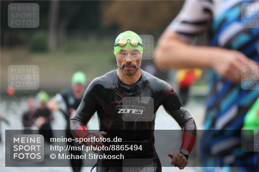 14.09.2025 - Stadtparktriathlon Michael Strokosch http://msf.ph/oto/8865494 14.09.2025 09:03:58 Schwimmen 379, 383, 406, 421 meine-sportfotos.de