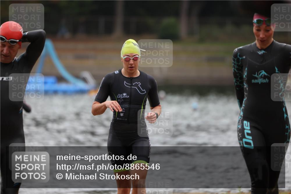 14.09.2025 - Stadtparktriathlon Michael Strokosch http://msf.ph/oto/8865546 14.09.2025 09:04:13 Schwimmen 395, 398, 399, 420, 423 meine-sportfotos.de
