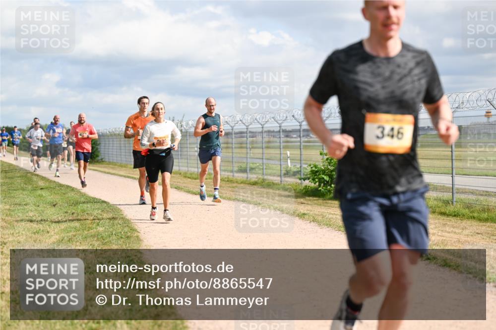 14.09.2025 - Airport Race Dr. Thomas Lammeyer http://msf.ph/oto/8865547 14.09.2025 12:06:01 Laufen 346 meine-sportfotos.de