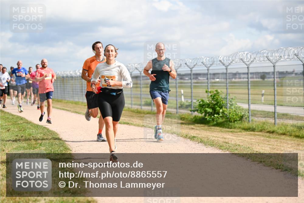 14.09.2025 - Airport Race Dr. Thomas Lammeyer http://msf.ph/oto/8865557 14.09.2025 12:06:02 Laufen 31 meine-sportfotos.de