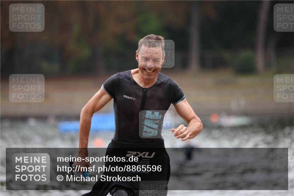 14.09.2025 - Stadtparktriathlon Michael Strokosch http://msf.ph/oto/8865596 14.09.2025 09:04:58 Schwimmen 432 meine-sportfotos.de