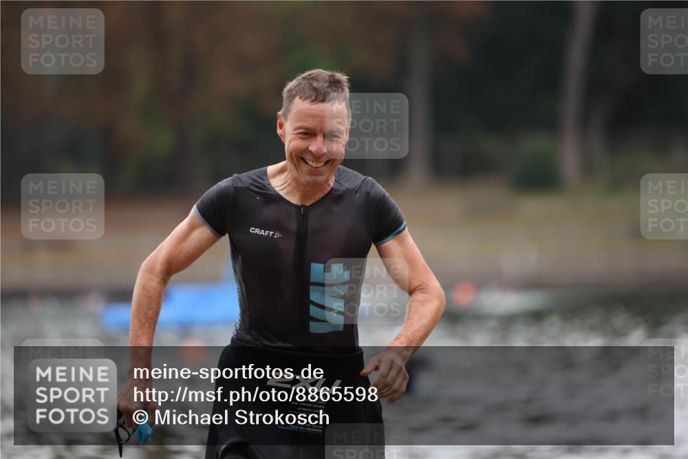 14.09.2025 - Stadtparktriathlon Michael Strokosch http://msf.ph/oto/8865598 14.09.2025 09:04:58 Schwimmen 432 meine-sportfotos.de