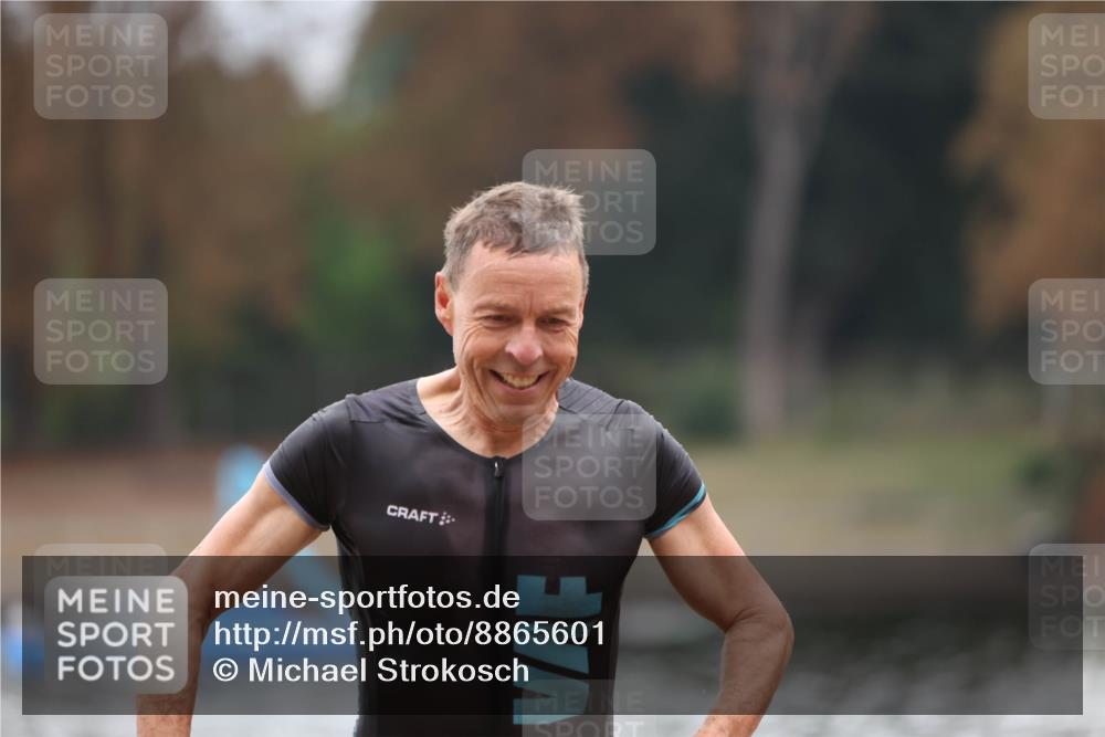 14.09.2025 - Stadtparktriathlon Michael Strokosch http://msf.ph/oto/8865601 14.09.2025 09:04:59 Schwimmen 432 meine-sportfotos.de