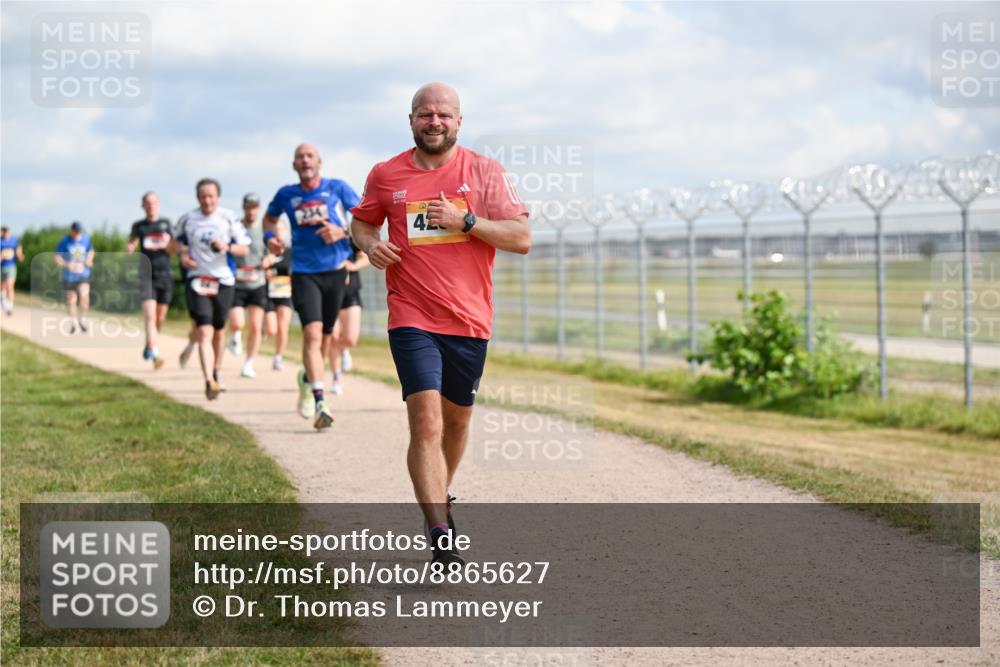 14.09.2025 - Airport Race Dr. Thomas Lammeyer http://msf.ph/oto/8865627 14.09.2025 12:06:05 Laufen 4 meine-sportfotos.de