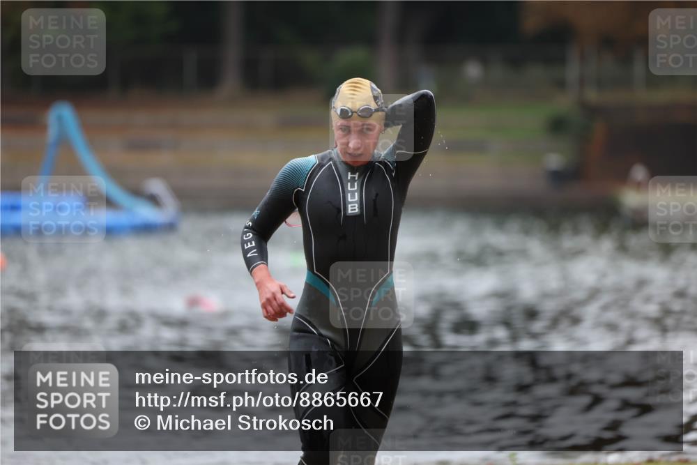 14.09.2025 - Stadtparktriathlon Michael Strokosch http://msf.ph/oto/8865667 14.09.2025 09:10:31 Schwimmen 473 meine-sportfotos.de