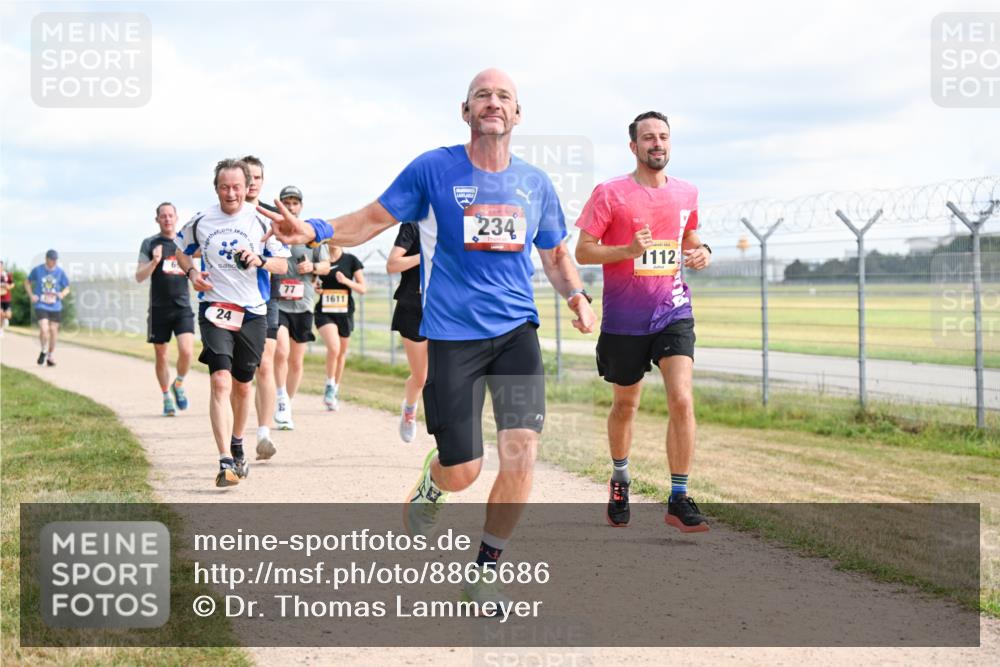 14.09.2025 - Airport Race Dr. Thomas Lammeyer http://msf.ph/oto/8865686 14.09.2025 12:06:09 Laufen 77, 1611, 24, 234, 1112 meine-sportfotos.de