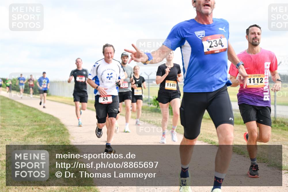 14.09.2025 - Airport Race Dr. Thomas Lammeyer http://msf.ph/oto/8865697 14.09.2025 12:06:09 Laufen 24, 1611, 1149, 234, 1112 meine-sportfotos.de
