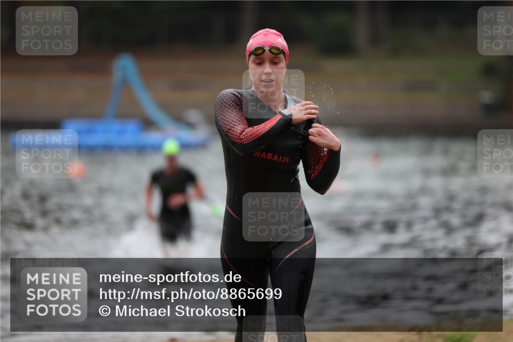 14.09.2025 - Stadtparktriathlon Michael Strokosch http://msf.ph/oto/8865699 14.09.2025 09:10:52 Schwimmen 484, 488 meine-sportfotos.de