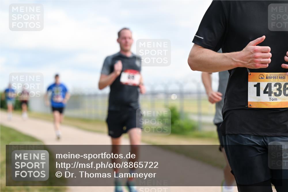 14.09.2025 - Airport Race Dr. Thomas Lammeyer http://msf.ph/oto/8865722 14.09.2025 12:06:12 Laufen 42, 1436 meine-sportfotos.de