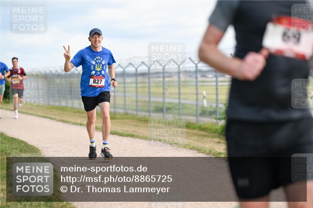 14.09.2025 - Airport Race Dr. Thomas Lammeyer http://msf.ph/oto/8865725 14.09.2025 12:06:12 Laufen 827, 69 meine-sportfotos.de
