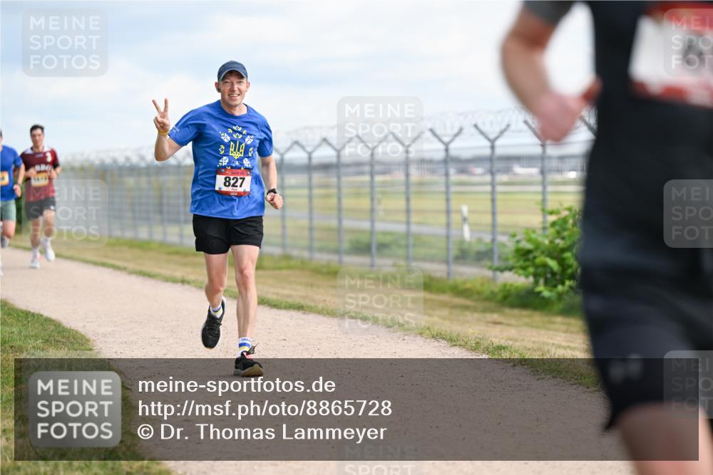 14.09.2025 - Airport Race Dr. Thomas Lammeyer http://msf.ph/oto/8865728 14.09.2025 12:06:12 Laufen 827, 6 meine-sportfotos.de