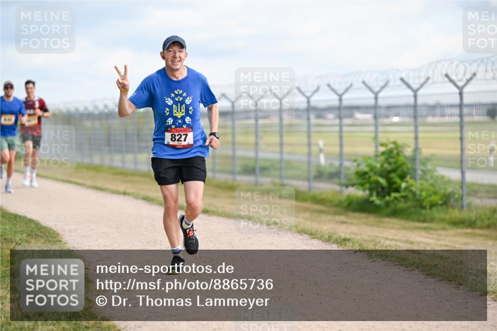 14.09.2025 - Airport Race Dr. Thomas Lammeyer http://msf.ph/oto/8865736 14.09.2025 12:06:13 Laufen 4, 827 meine-sportfotos.de