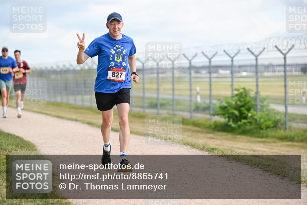 14.09.2025 - Airport Race Dr. Thomas Lammeyer http://msf.ph/oto/8865741 14.09.2025 12:06:13 Laufen 827 meine-sportfotos.de