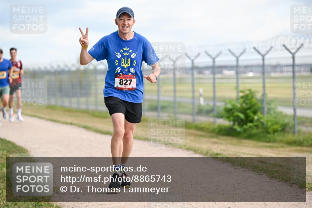14.09.2025 - Airport Race Dr. Thomas Lammeyer http://msf.ph/oto/8865743 14.09.2025 12:06:13 Laufen 827 meine-sportfotos.de