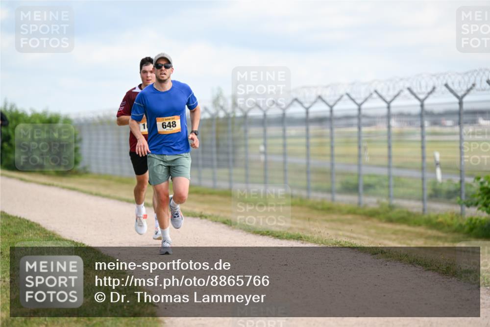 14.09.2025 - Airport Race Dr. Thomas Lammeyer http://msf.ph/oto/8865766 14.09.2025 12:06:15 Laufen 10, 648 meine-sportfotos.de