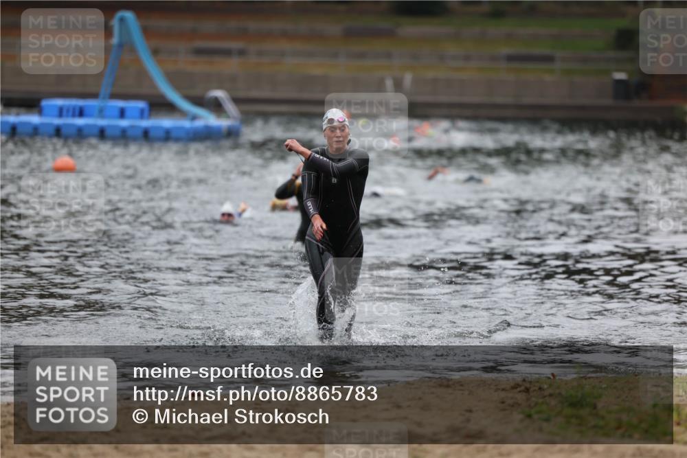 14.09.2025 - Stadtparktriathlon Michael Strokosch http://msf.ph/oto/8865783 14.09.2025 09:11:28 Schwimmen 457 meine-sportfotos.de