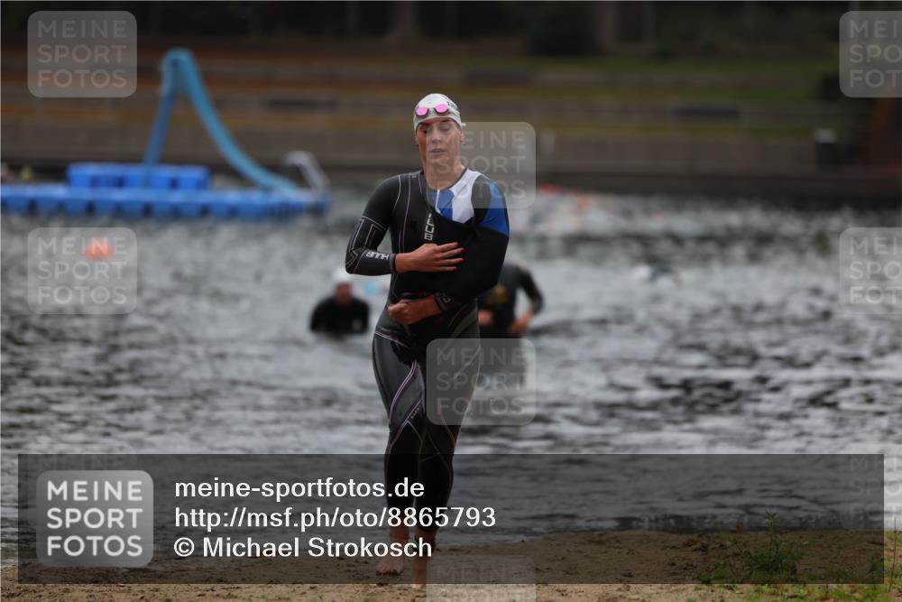 14.09.2025 - Stadtparktriathlon Michael Strokosch http://msf.ph/oto/8865793 14.09.2025 09:11:31 Schwimmen 457, 478 meine-sportfotos.de