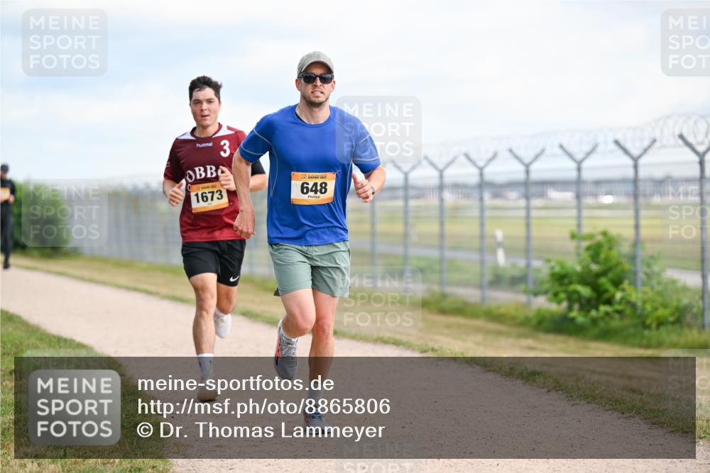 14.09.2025 - Airport Race Dr. Thomas Lammeyer http://msf.ph/oto/8865806 14.09.2025 12:06:17 Laufen 1673, 3, 648 meine-sportfotos.de