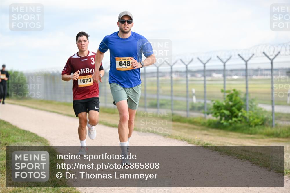 14.09.2025 - Airport Race Dr. Thomas Lammeyer http://msf.ph/oto/8865808 14.09.2025 12:06:17 Laufen 3, 1673, 648 meine-sportfotos.de