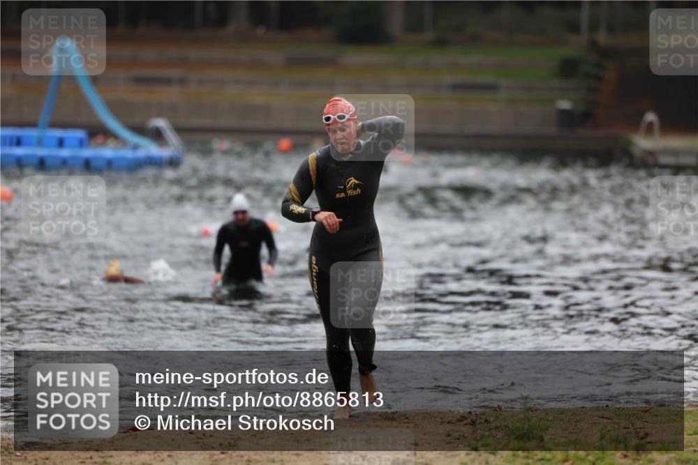 14.09.2025 - Stadtparktriathlon Michael Strokosch http://msf.ph/oto/8865813 14.09.2025 09:11:38 Schwimmen 478 meine-sportfotos.de