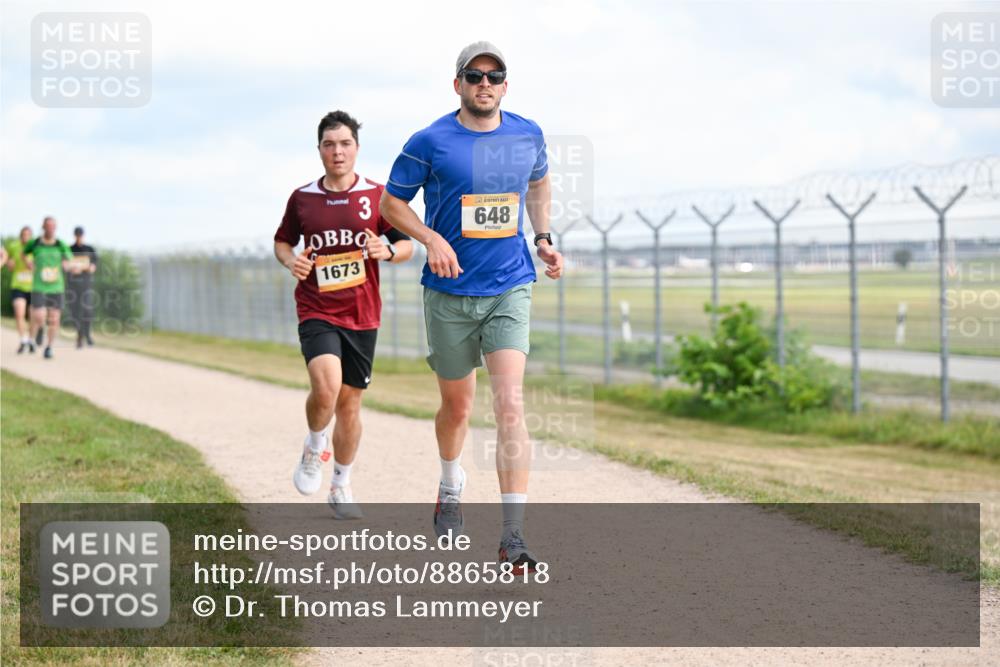 14.09.2025 - Airport Race Dr. Thomas Lammeyer http://msf.ph/oto/8865818 14.09.2025 12:06:18 Laufen 3, 1673, 648 meine-sportfotos.de